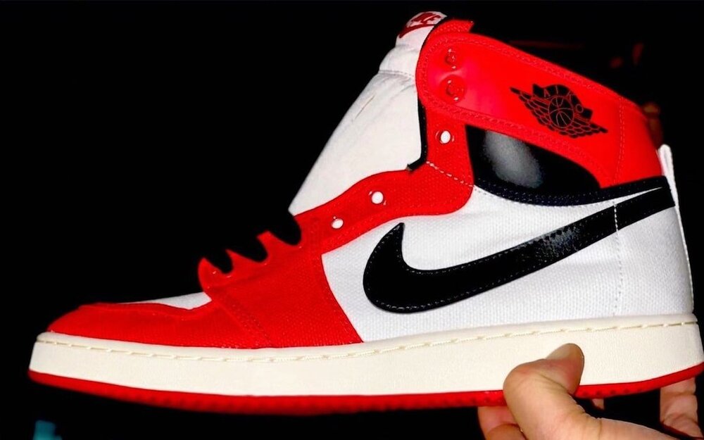 The first look at the upcoming Air Jordan 1 KO “Chicago”. (Photo courtesy of solebyjc)