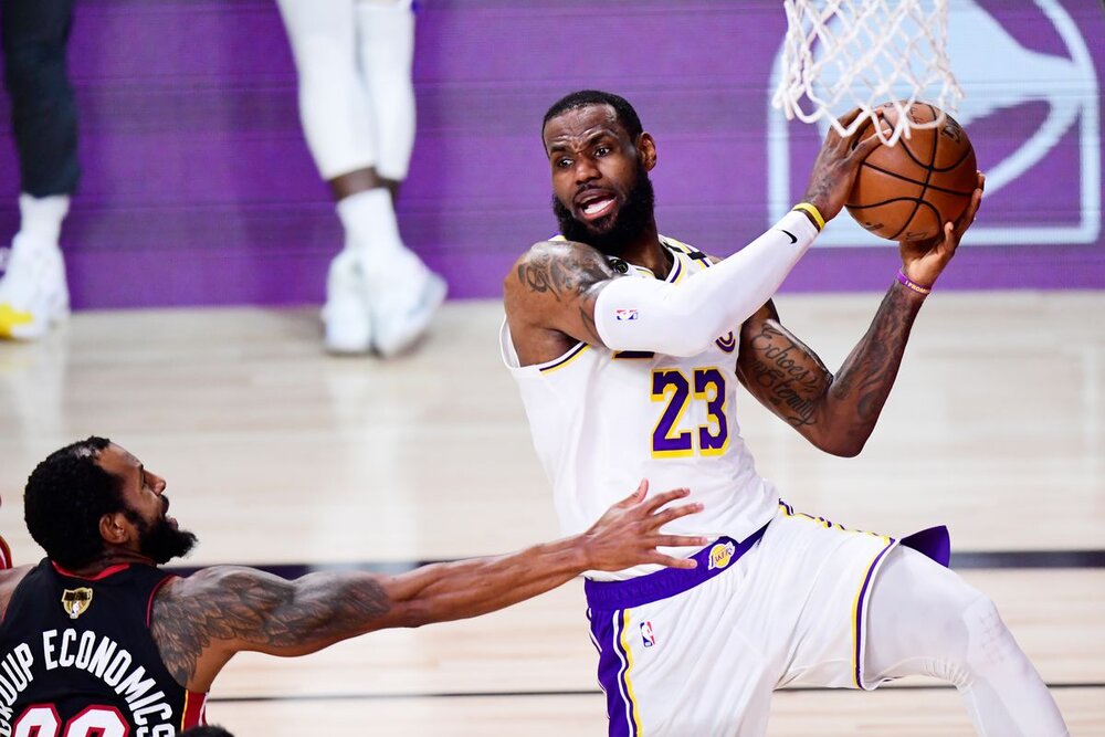 LeBron James put up a triple-double in the Lakers’ Game 6 win over the Heat. (Photo by Douglas P. DeFelice/Getty Images)