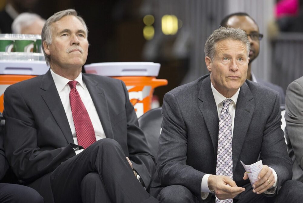 The Sixers may re-unite with former associate head coach Mike D’Antoni. (Photo from The Athletic)