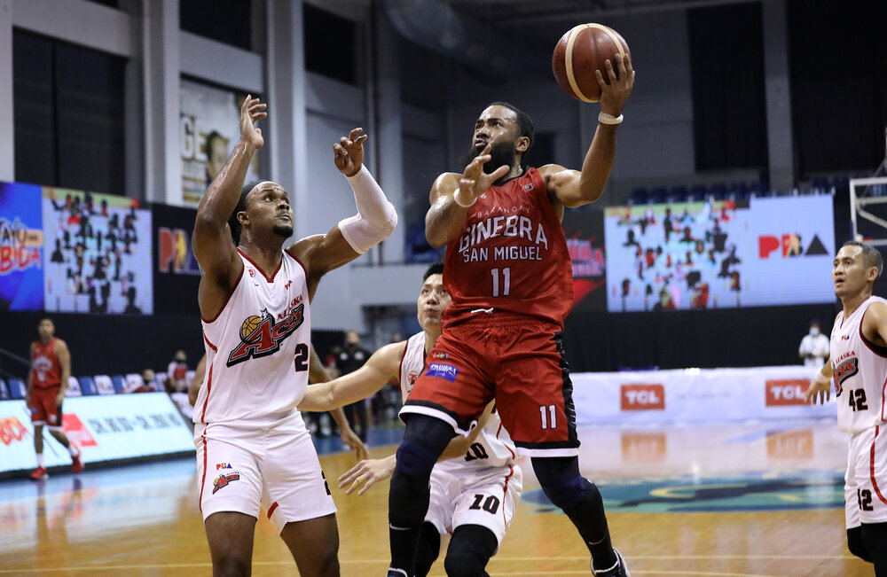 Ginebra’s Stanley Pringle has become one of the best rebounding guards in the league. (Photo from PBA)