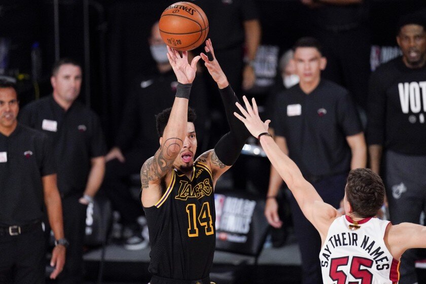 Danny Green tallied 8 points in the Lakers’ Game 5 loss to the Heat. (Photo by Mark J. Terrill/AP)