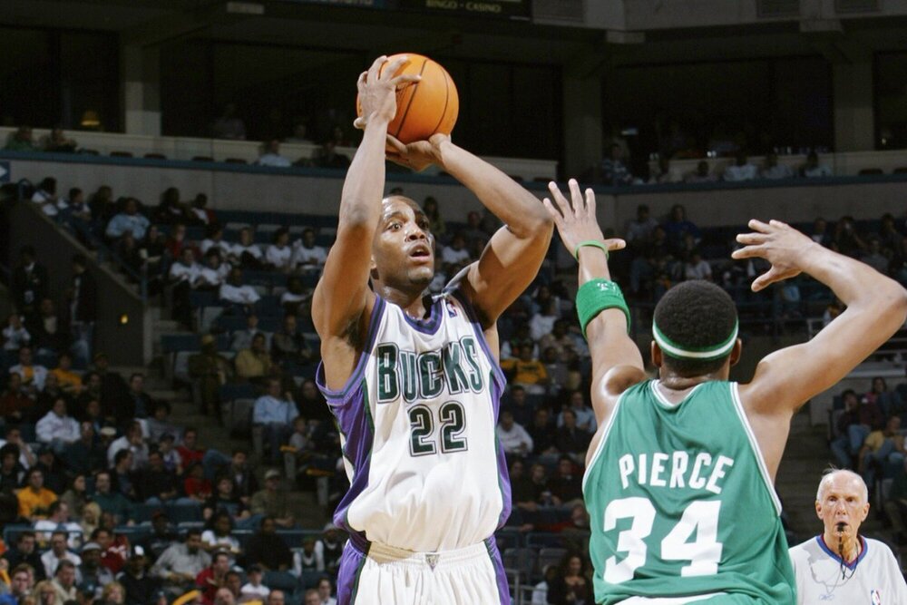 Michael Redd was a one-time All-Star and an Olympic gold medalist. (Photo via snotapwi.com)