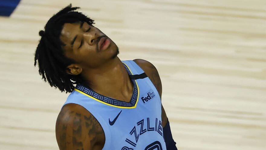 Ja Morant sustained an ankle injury during a Grizzlies-Nets match. (Photo via USA TODAY Sports)