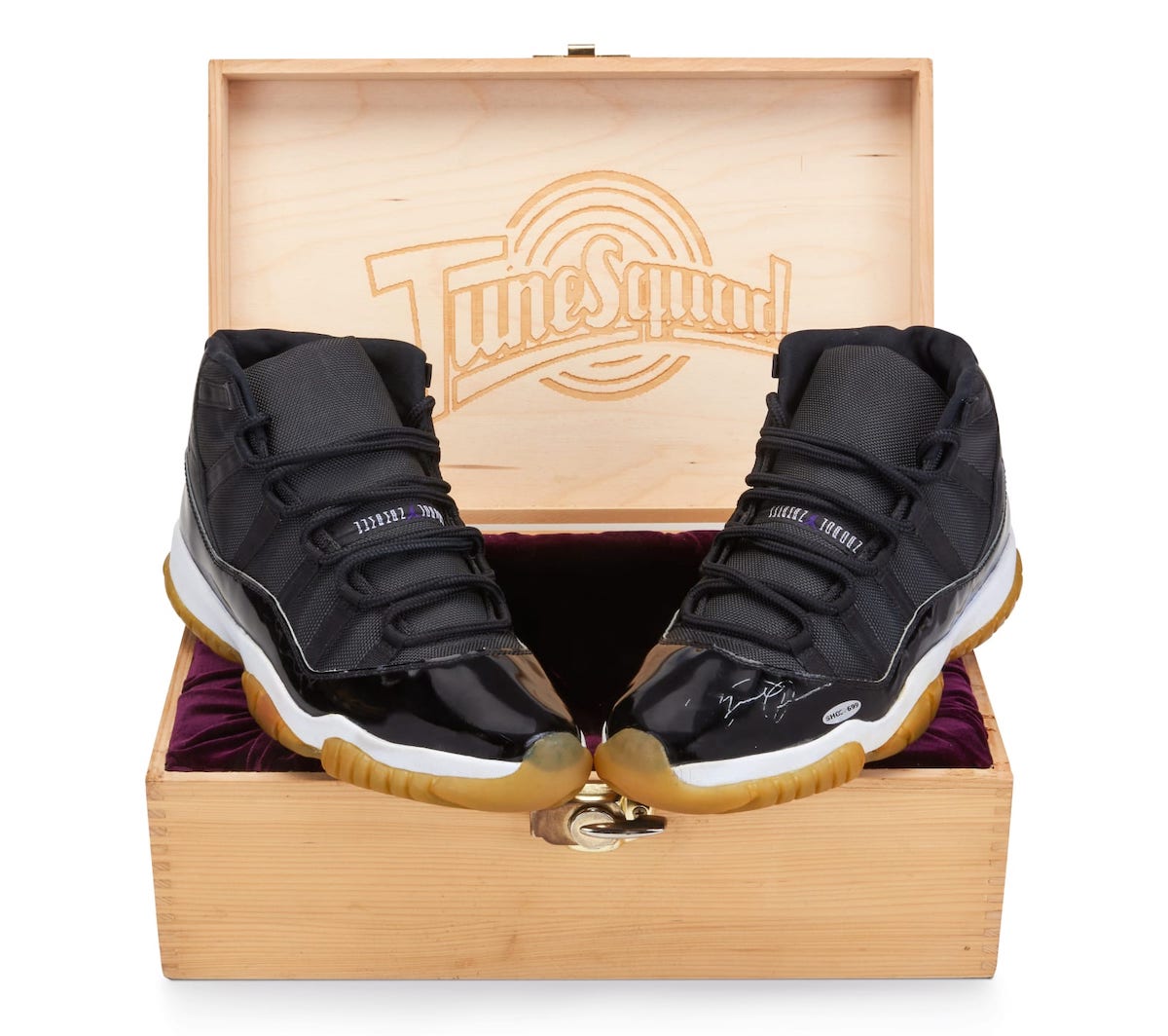 Signed Player Sample Air Jordan 11 “space Jam” Up For Auction — Dribble Media