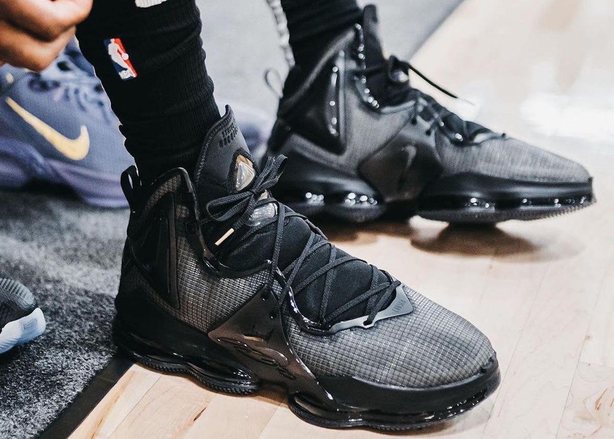 The latest colorway of the Nike LeBron 19 will come in an all-black silhouette. (Photos courtesy of Graydientvisuals)
